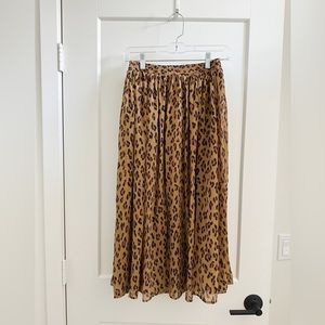 Flowy Leopard Printed Maxi Skirt